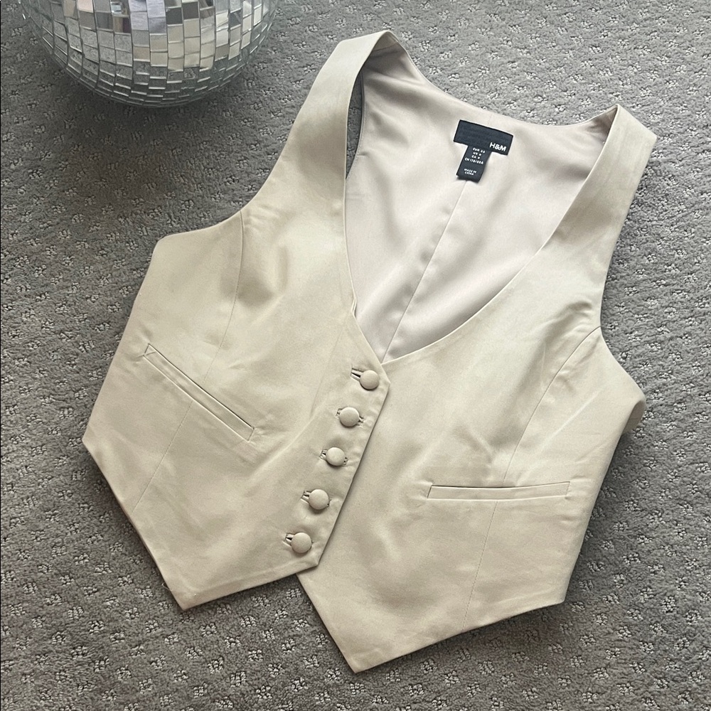 H&M Cream Buttoned Vest